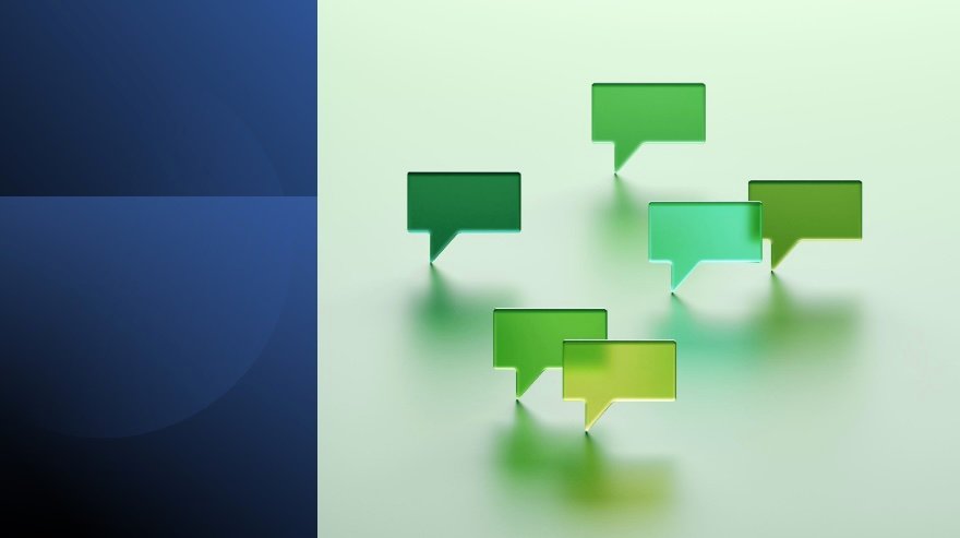 Green chat bubbles representing powerful communication and the art of setting expectations to control conversations.